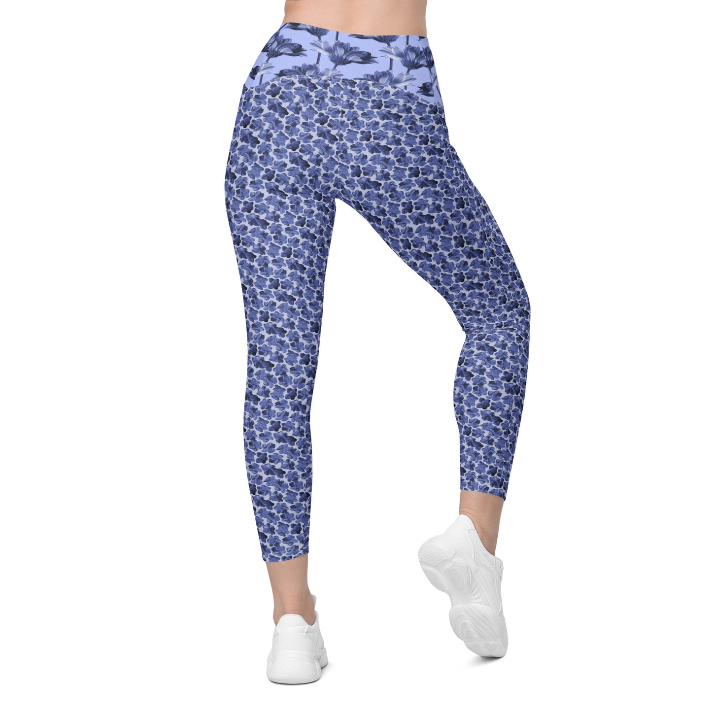 Recycled Flourish and Flow Leggings in Malibu Blue