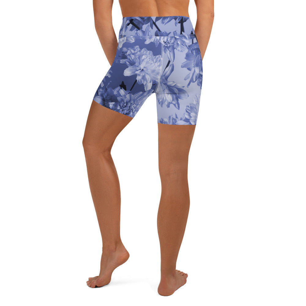 Gillyflower Yoga Shorts in Malibu Blue